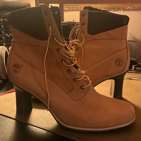 Timberland Women's Brown Heeled Boots - Picture 1 of 1